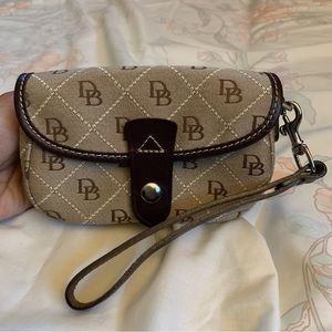DOONEY & BOURKE Signature Print Brown/ Beige Canvas Wristlet